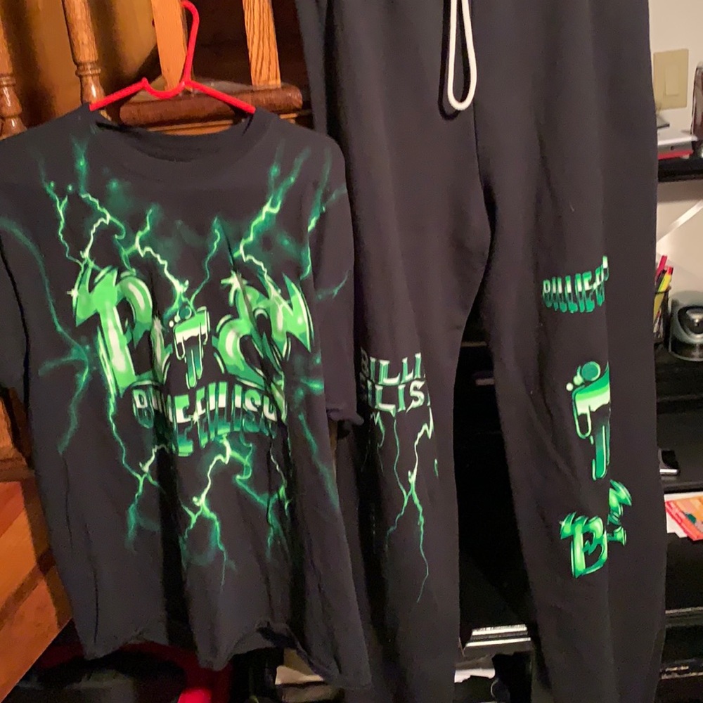 Billy Eilish Sweat set size L black neon green